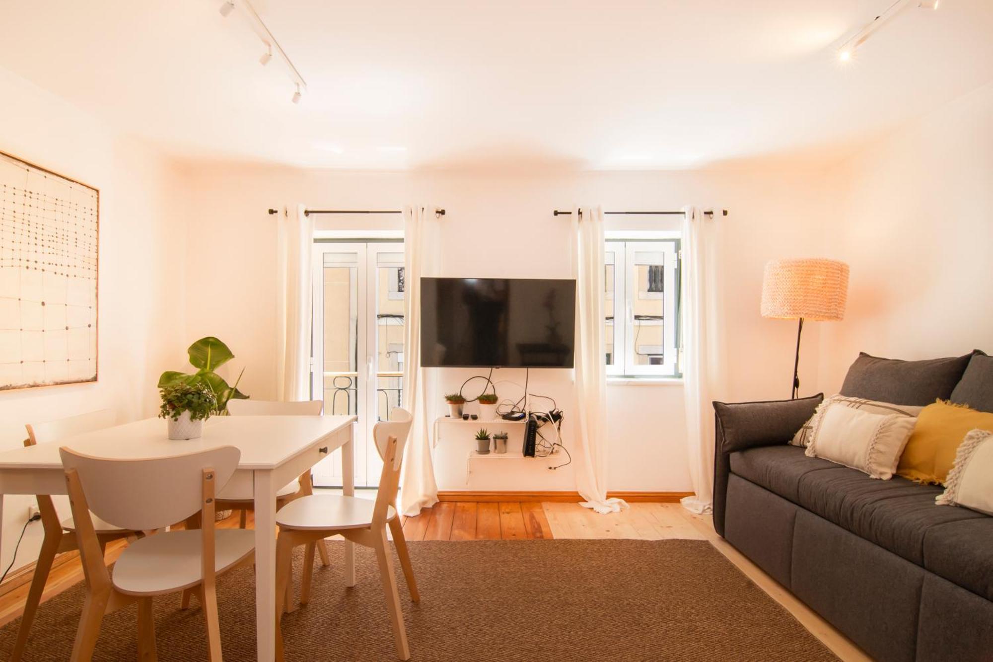 Charming & Peaceful Family Flat Lissabon